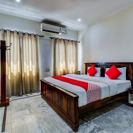 Oyo 22400 Hotel Lichana Haveli Джайпур Екстериор снимка