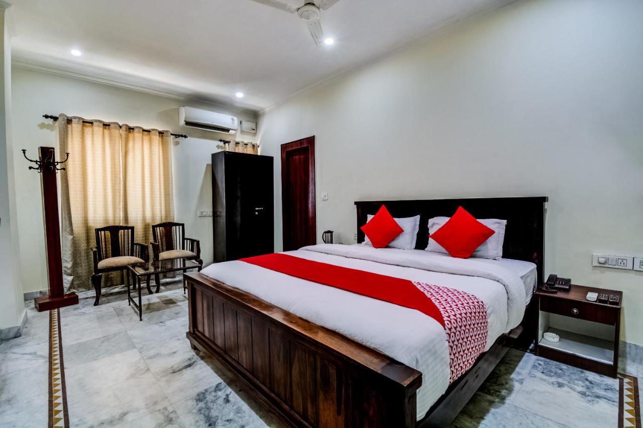 Oyo 22400 Hotel Lichana Haveli Джайпур Екстериор снимка