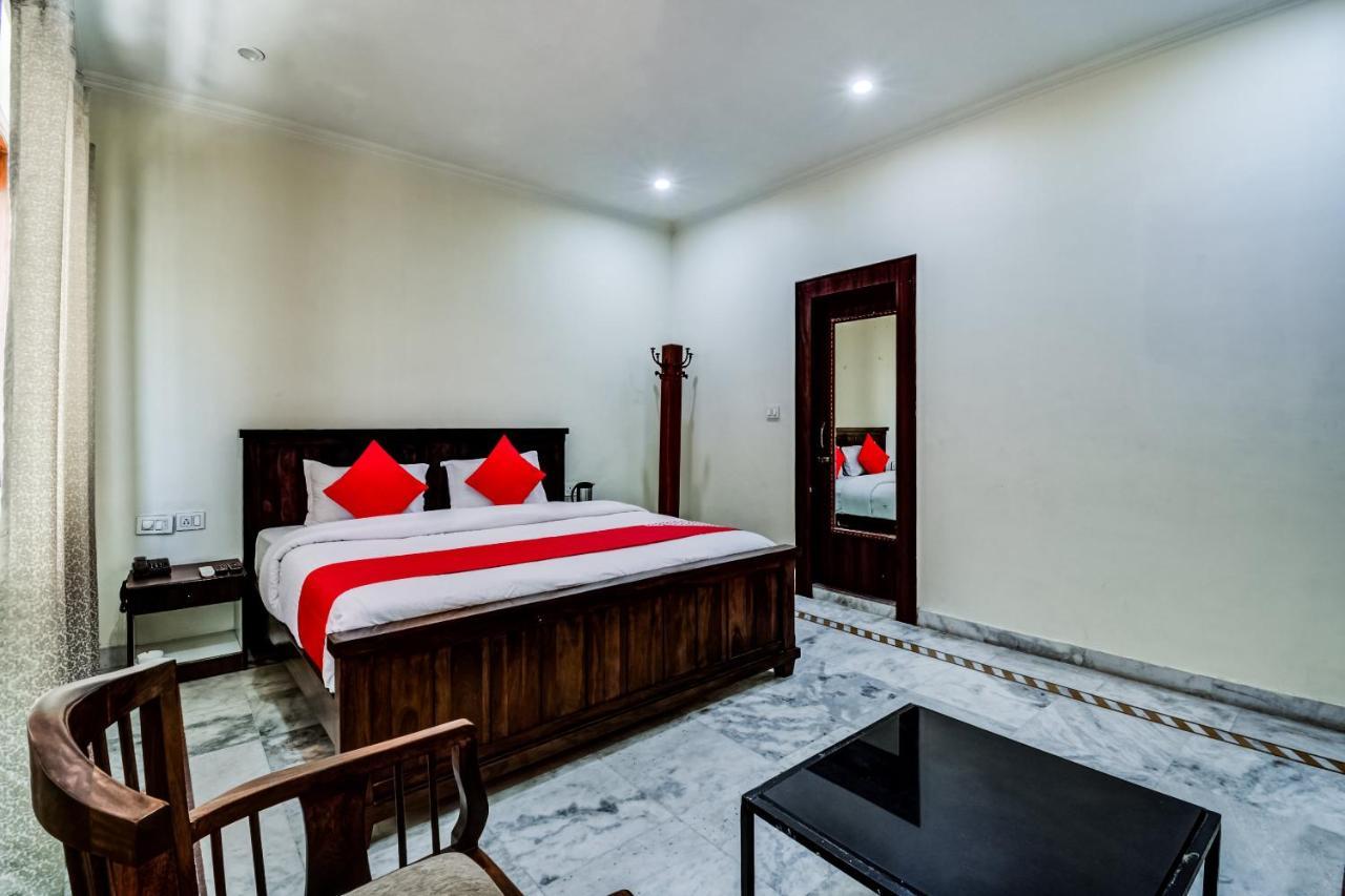 Oyo 22400 Hotel Lichana Haveli Джайпур Екстериор снимка