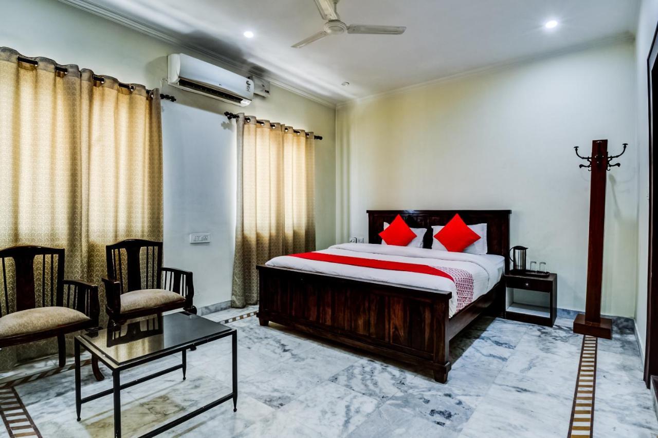 Oyo 22400 Hotel Lichana Haveli Джайпур Екстериор снимка
