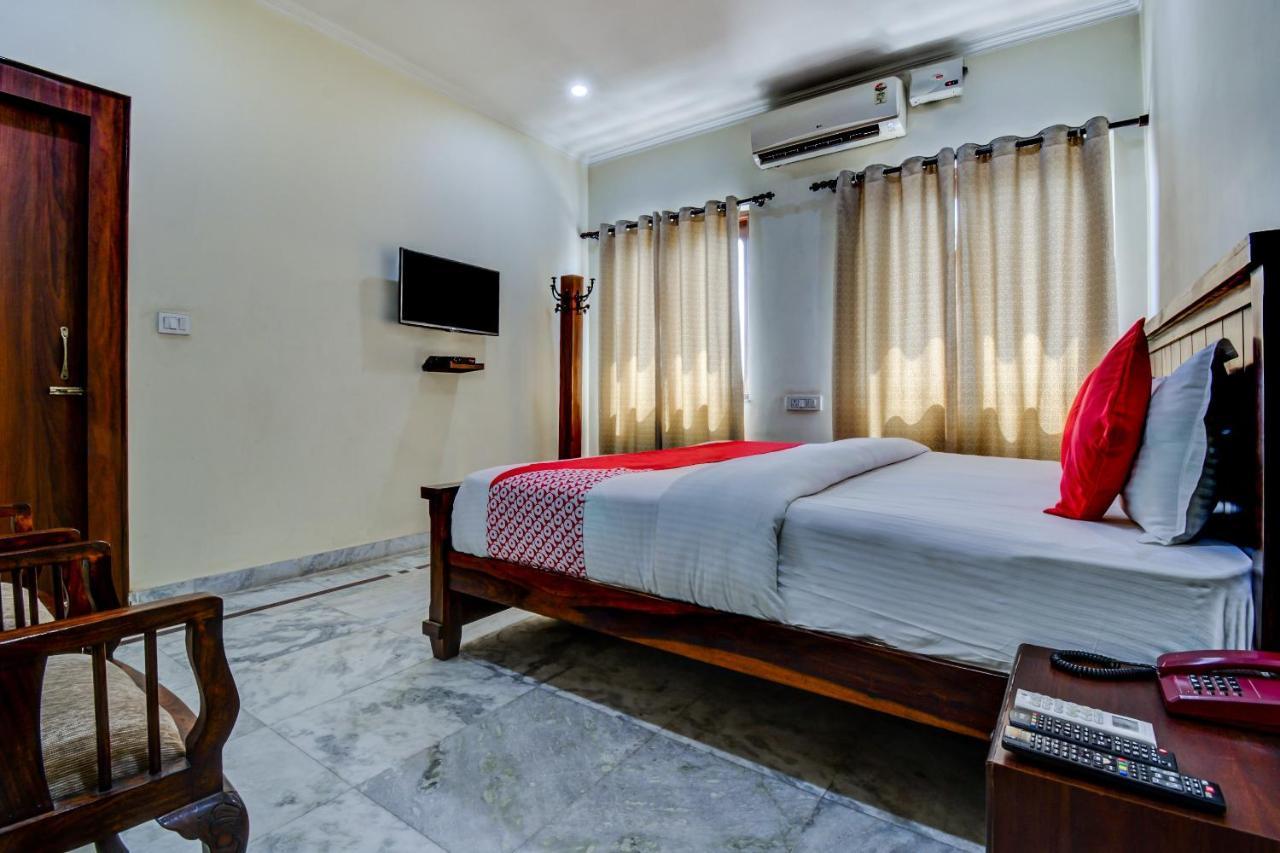 Oyo 22400 Hotel Lichana Haveli Джайпур Екстериор снимка