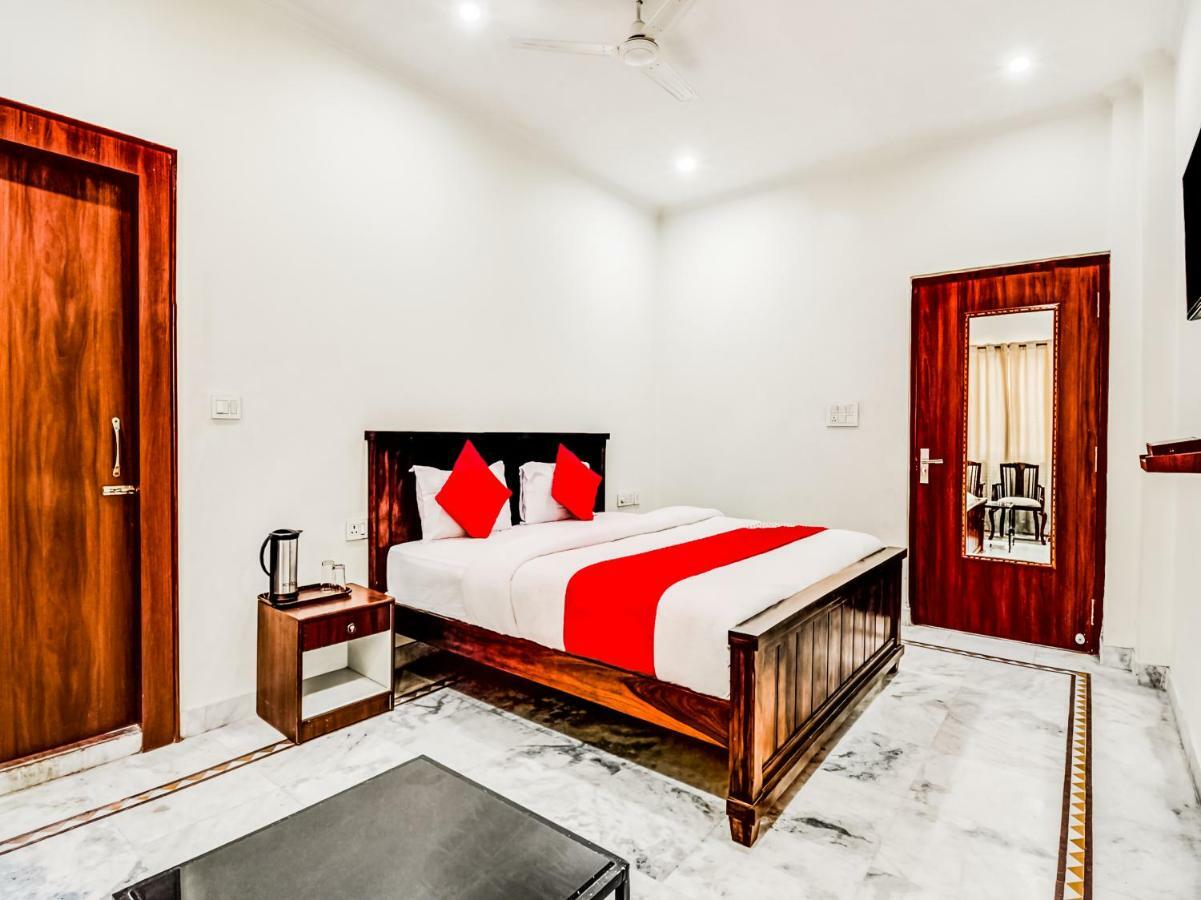 Oyo 22400 Hotel Lichana Haveli Джайпур Екстериор снимка