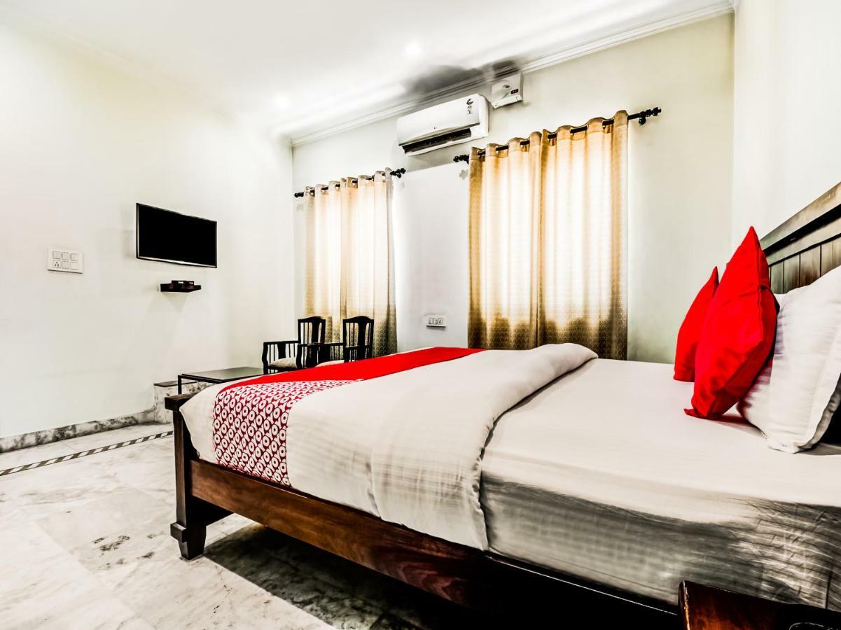 Oyo 22400 Hotel Lichana Haveli Джайпур Екстериор снимка