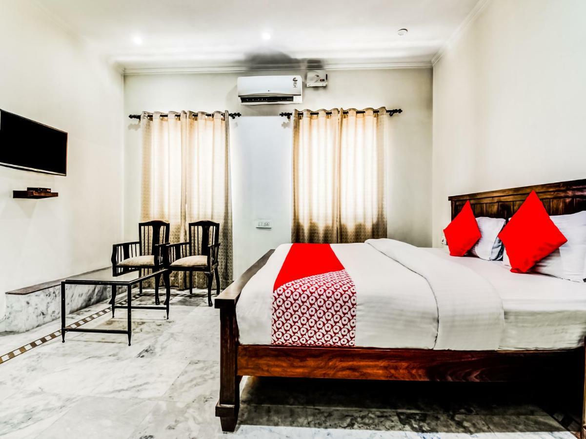 Oyo 22400 Hotel Lichana Haveli Джайпур Екстериор снимка