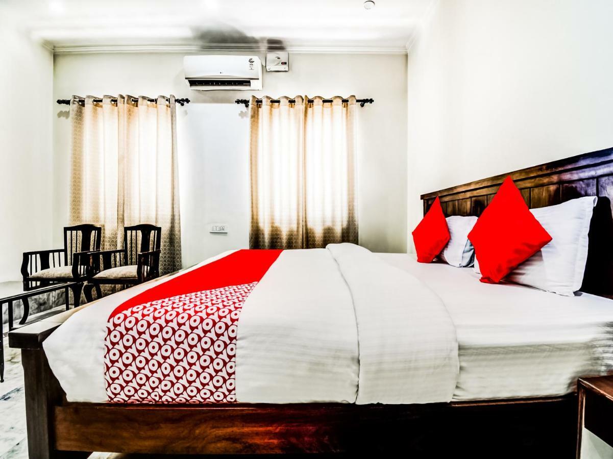 Oyo 22400 Hotel Lichana Haveli Джайпур Екстериор снимка
