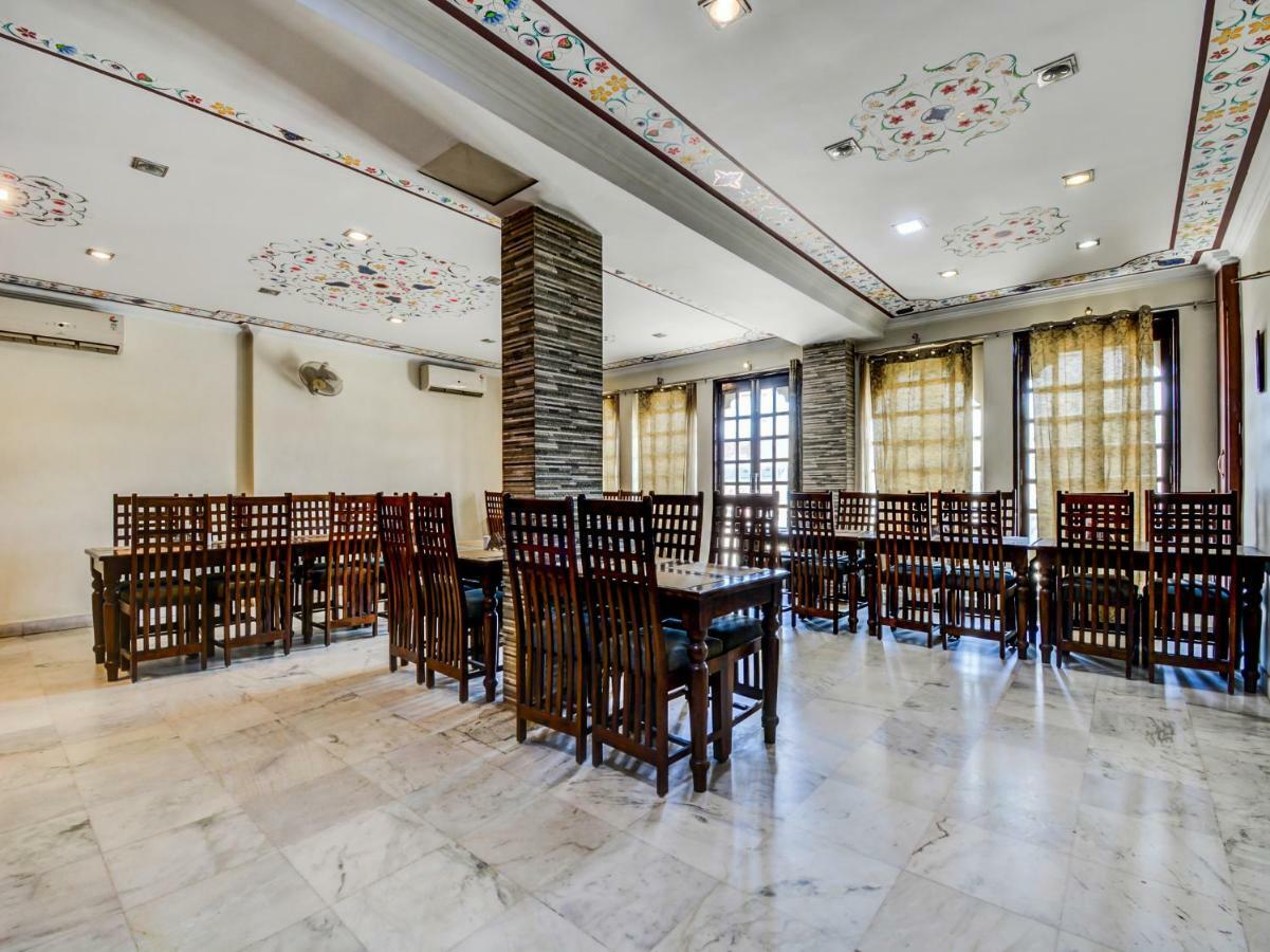 Oyo 22400 Hotel Lichana Haveli Джайпур Екстериор снимка