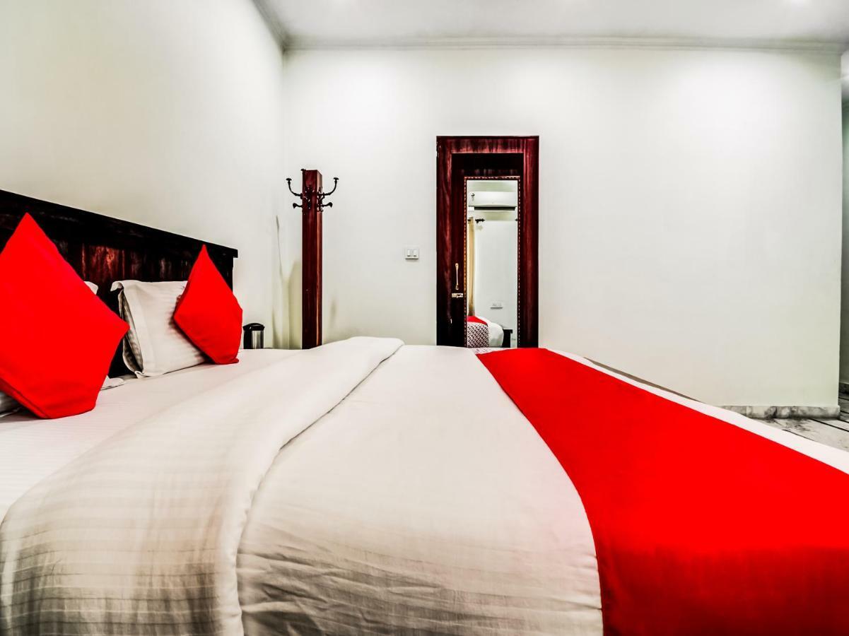 Oyo 22400 Hotel Lichana Haveli Джайпур Екстериор снимка