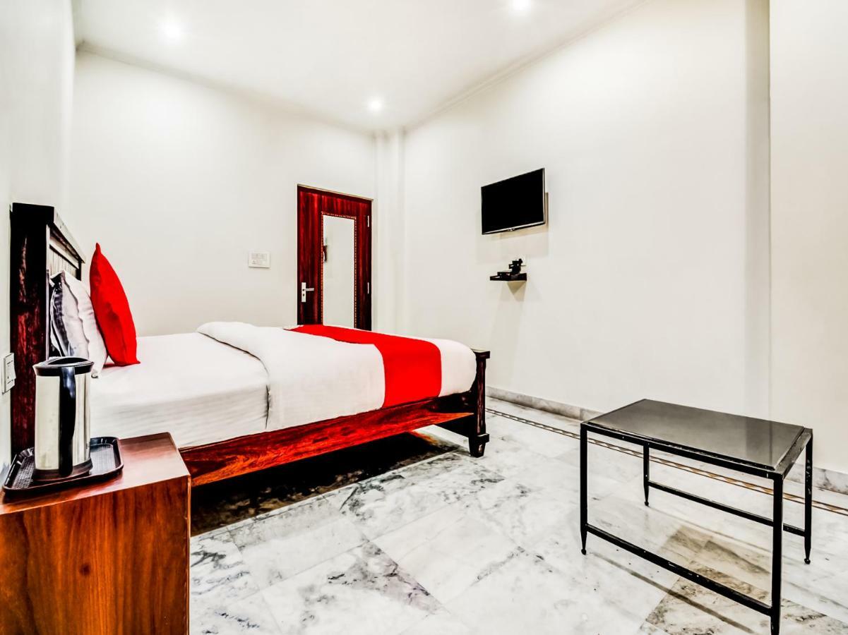 Oyo 22400 Hotel Lichana Haveli Джайпур Екстериор снимка